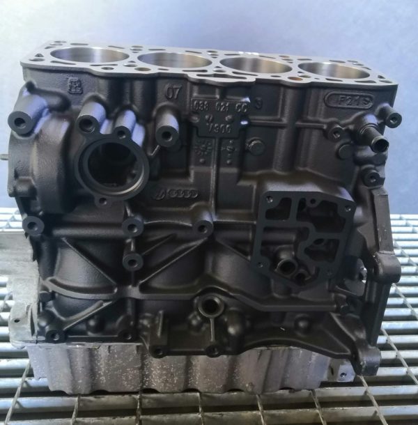 Blok motora 1.9tdi BLS 4