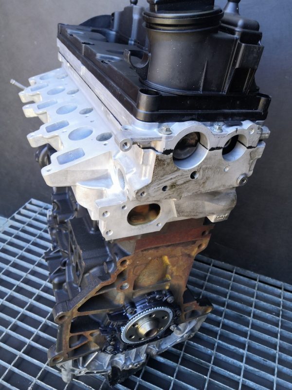 Repasovaný motor VW AMAROK 2.0BI-TDI CDC bok