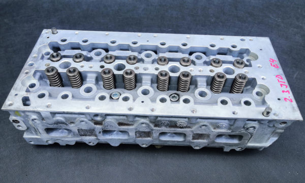 Repasovaná hlava motoru iveco fiat 2.3jtd euro4