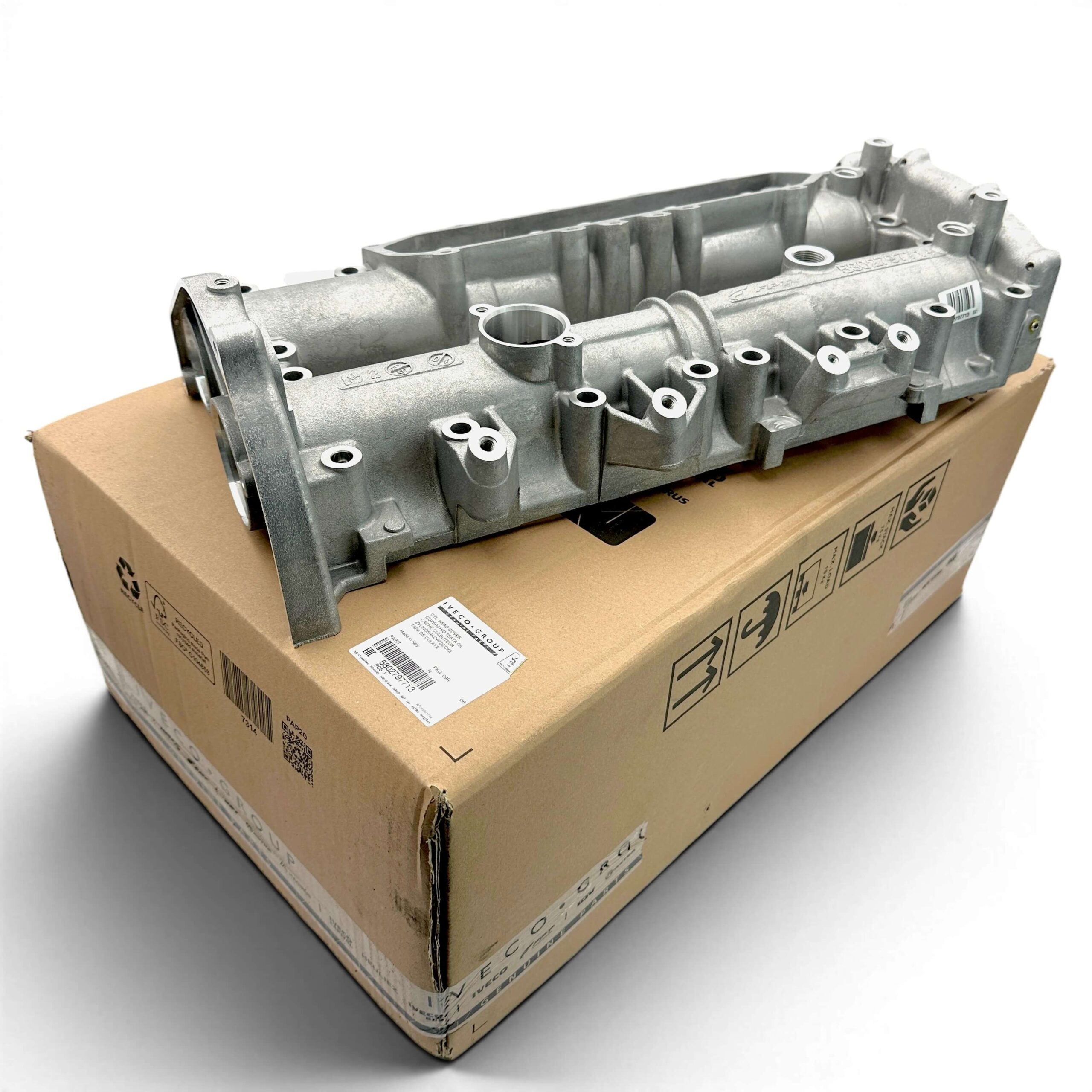 Víko ventilů Iveco Daily 2.3 jtd 5802787714 Víko ventilů Iveco Daily 2.3 jtd 5802787714