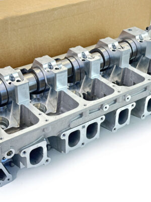 Nová hlava motoru Volkswagen T5 2.5 tdi 070103063D